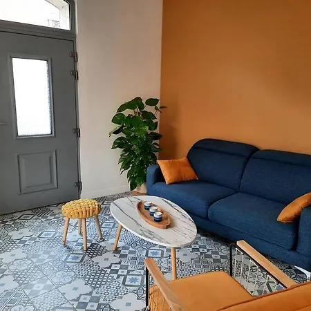 La Parenthese Flechoise, * La Flèche