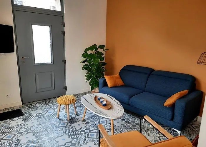 La Parenthese Flechoise, * La Flèche