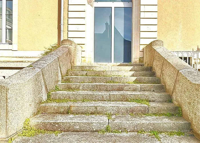 Nyaraló La Parenthese Flechoise, *